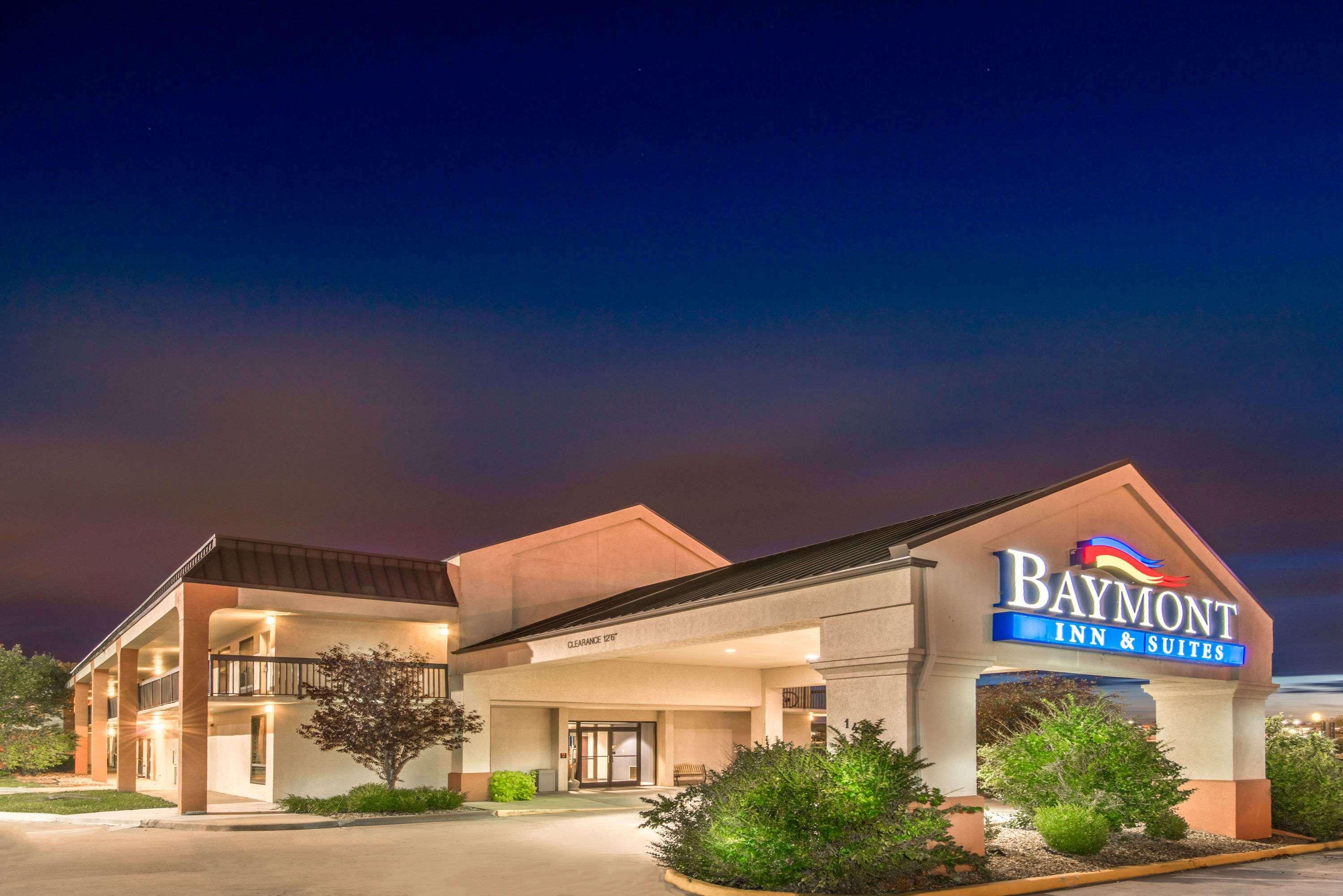 Baymont by Wyndham Topeka Zewnętrze zdjęcie